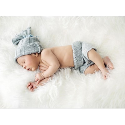 Puzzle Grafika-F-30442 Konrad Bak: Baby sleeping in Feathers